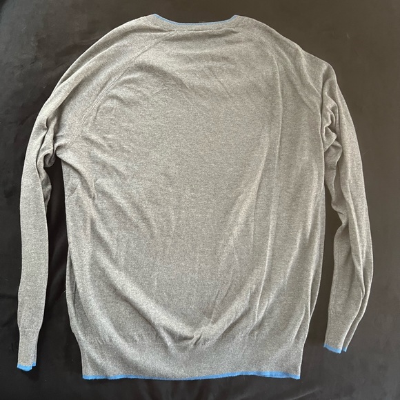 Oakley men’s long-sleeve pullover - Picture 2 of 4